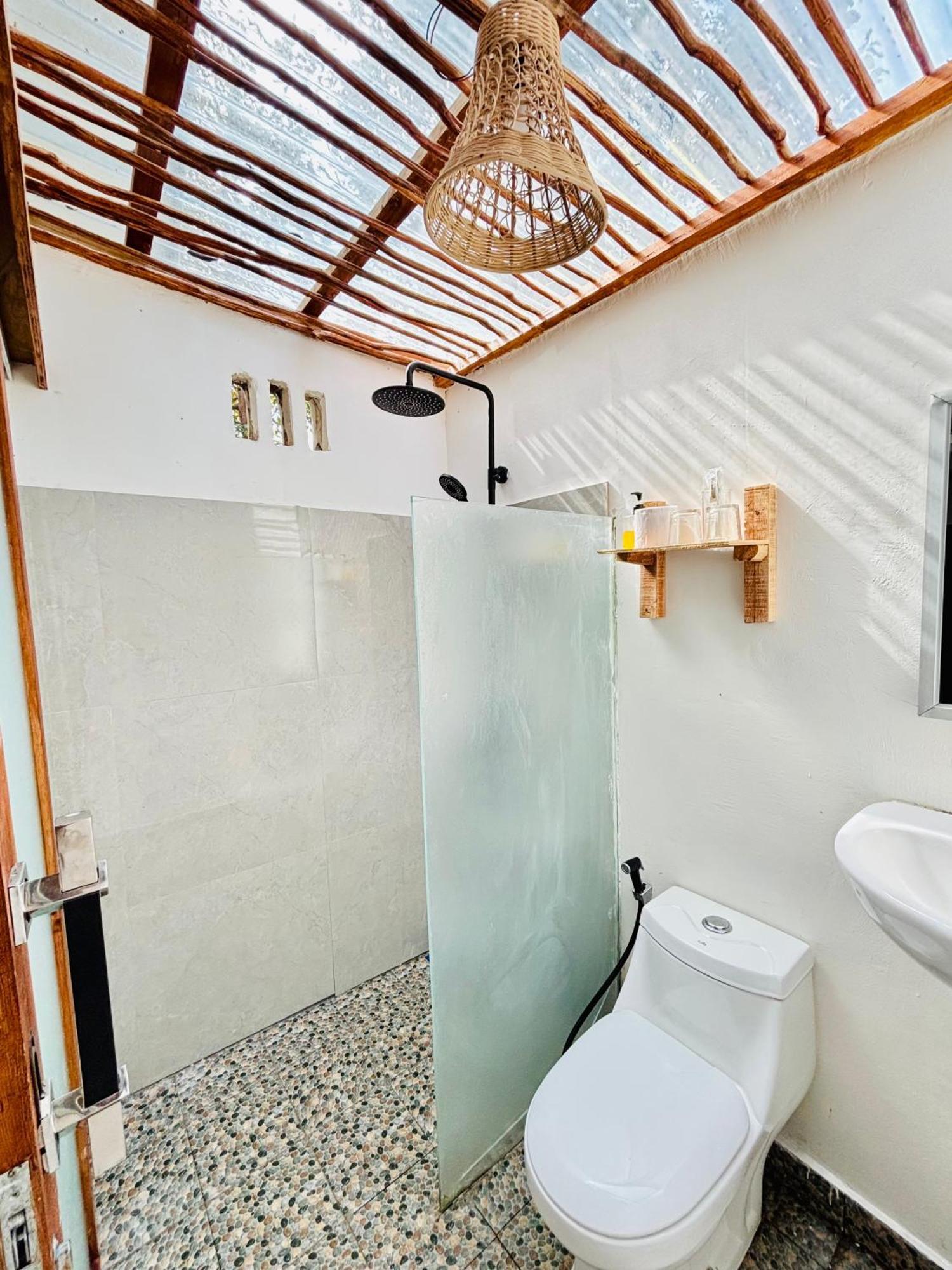 Anjani Larva Cottage - Homestay And Eatery セナル エクステリア 写真