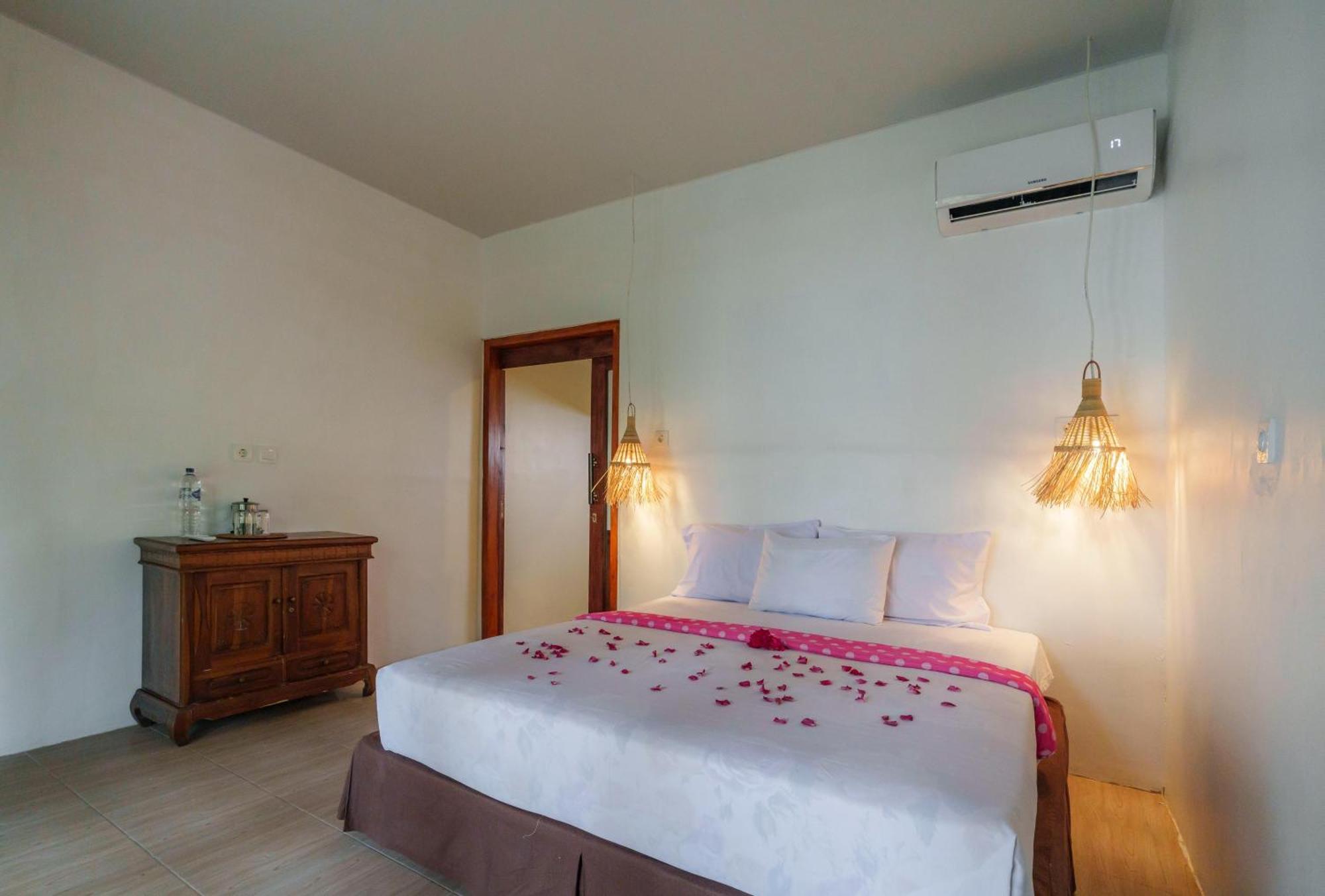 Anjani Larva Cottage - Homestay And Eatery セナル エクステリア 写真