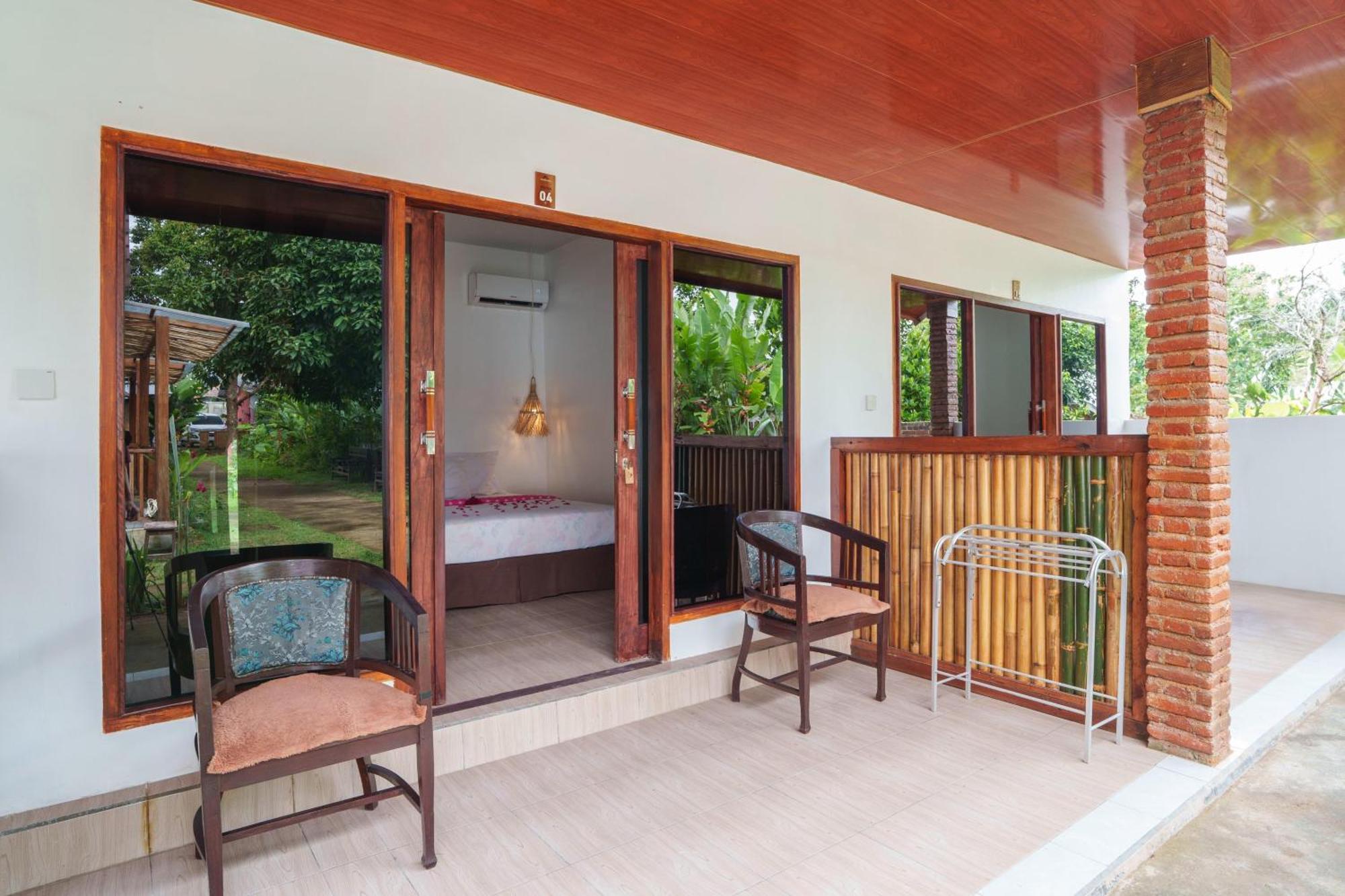 Anjani Larva Cottage - Homestay And Eatery セナル エクステリア 写真